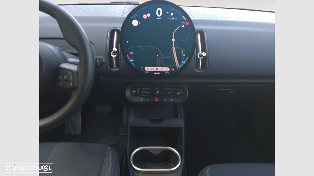 MINI Countryman C Essential - 13