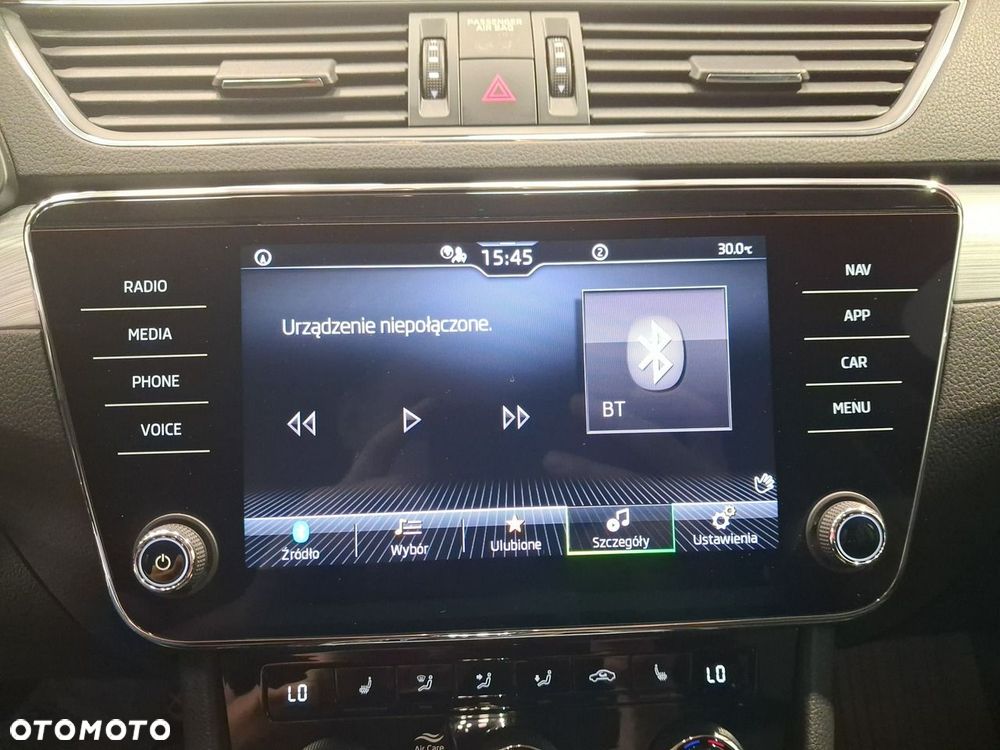 Skoda Superb 2.0 TDI SCR Ambition DSG - 32