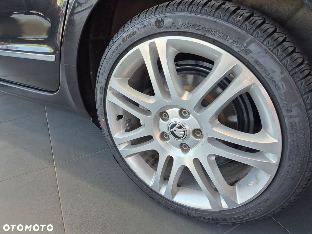 Skoda Superb 1.8 TSI Elegance - 11
