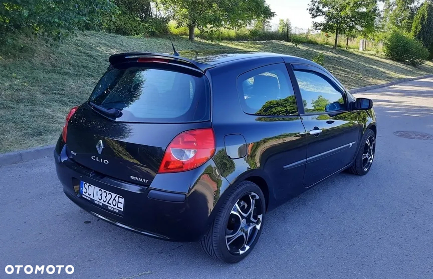 Renault Clio 1.6 16V Edition Dynamique - 2