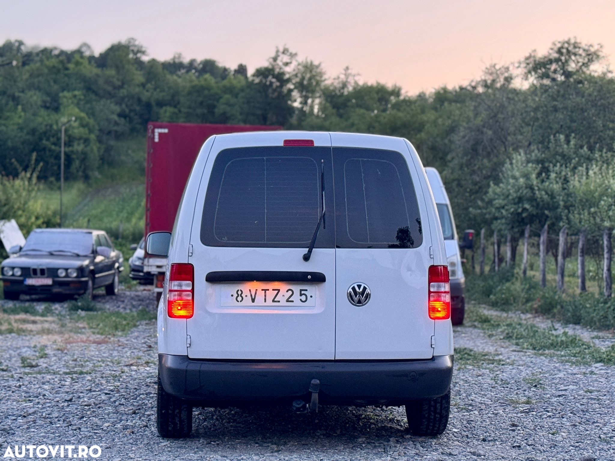 Volkswagen Caddy - 14