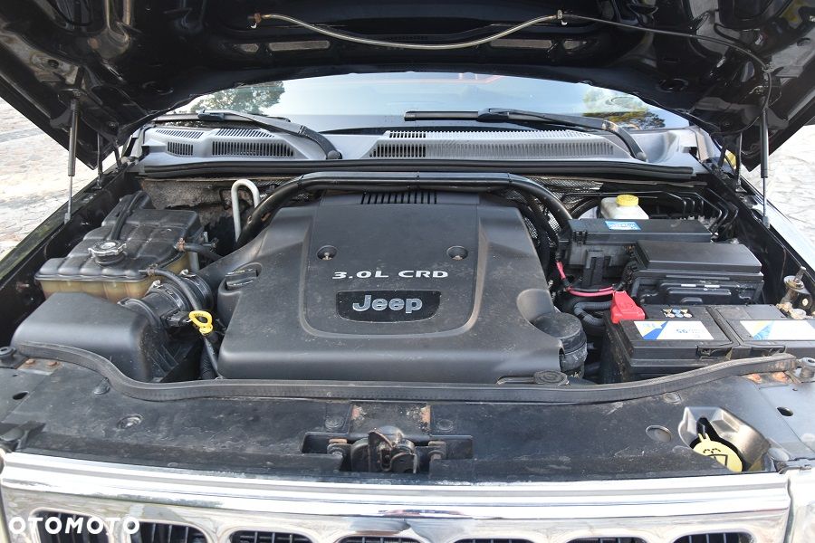 Jeep Commander 3.0 CRD DPF Automatik Limited - 25