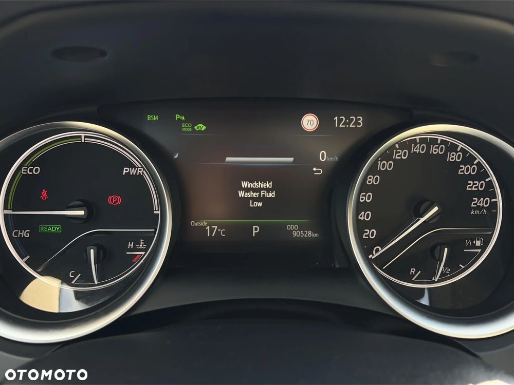 Toyota Camry 2.5 Hybrid Executive CVT - 24