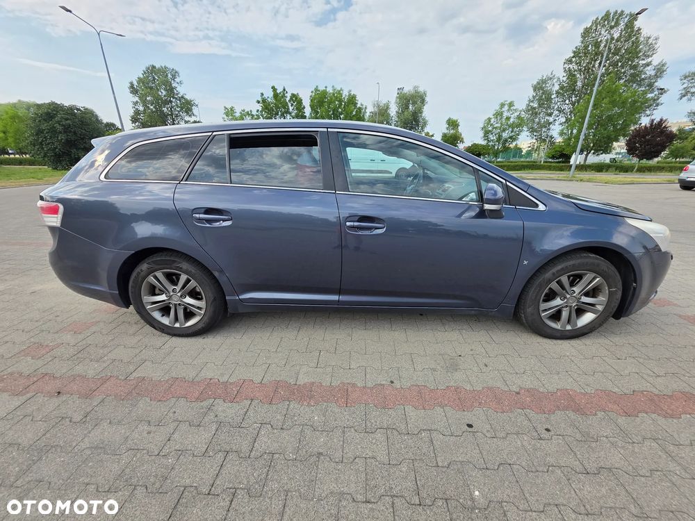 Toyota Avensis 2.0 D-4D Sol plus+NAVI - 7