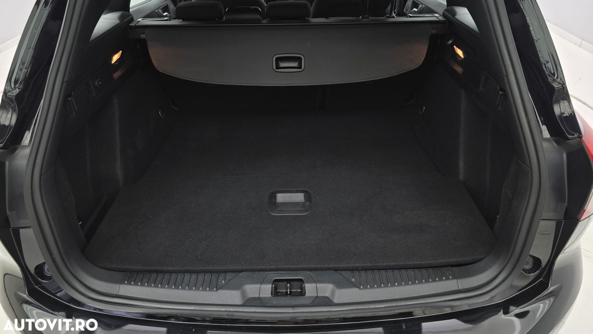 Ford Focus - 25