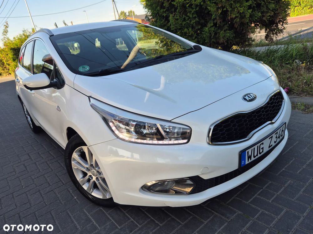 Kia Ceed 1.6 CRDi 128 Platinum Edition - 19