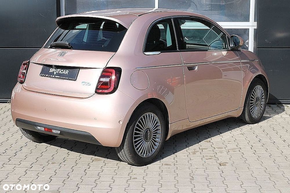 Fiat 500e - 14