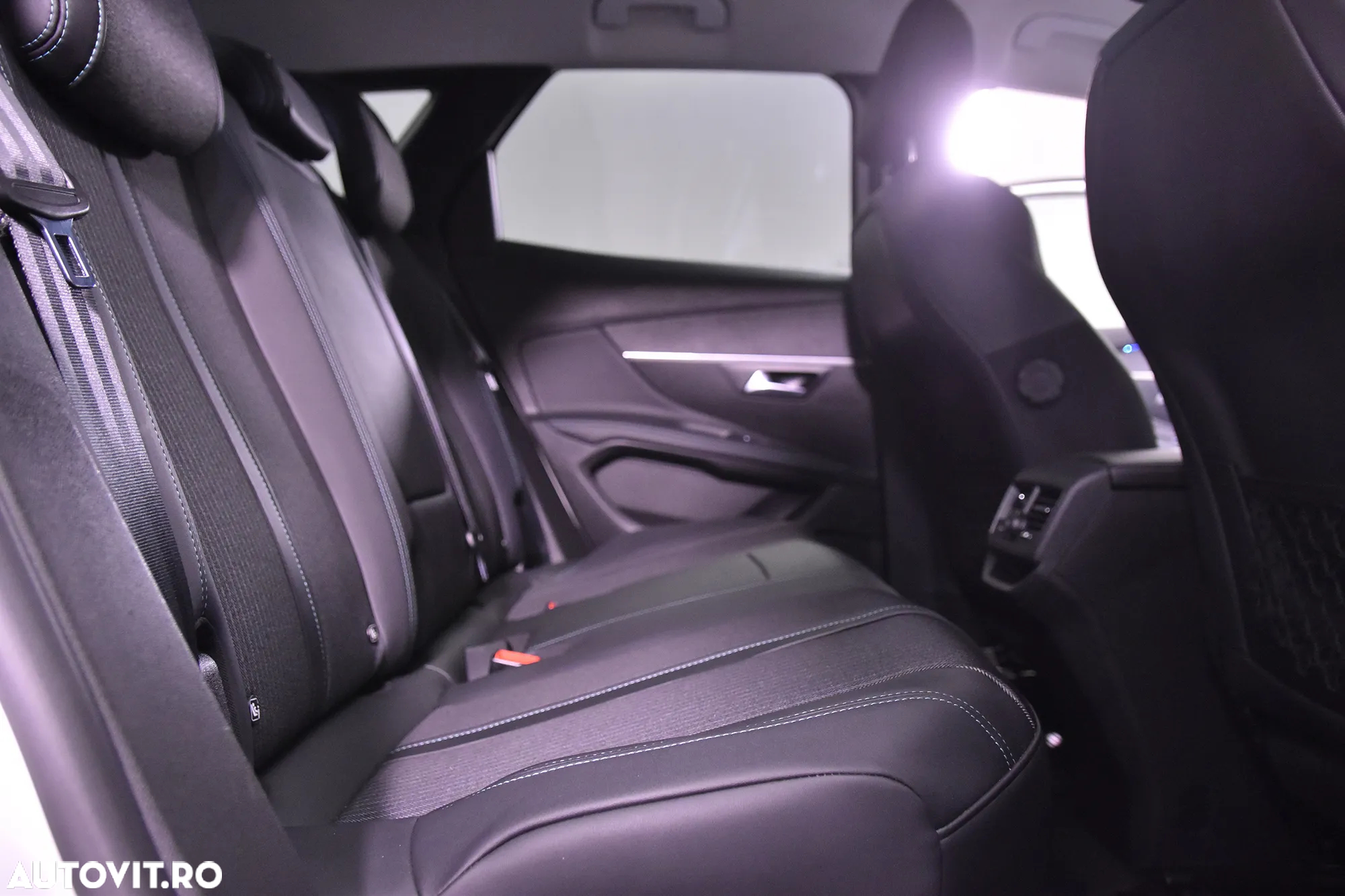 Peugeot 3008 - 11