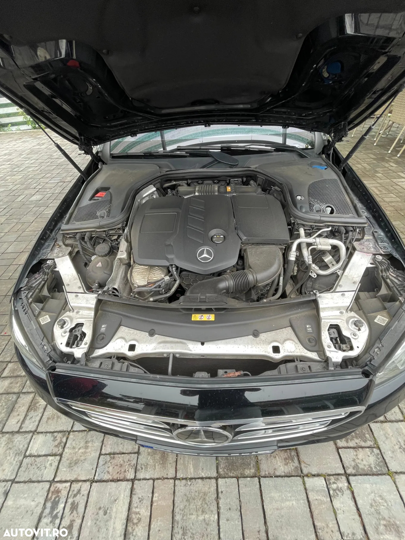 Mercedes-Benz E - 10