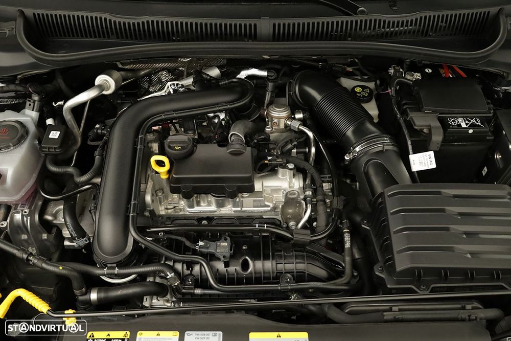 VW Taigo 1.0 TSI Urban DSG - 23