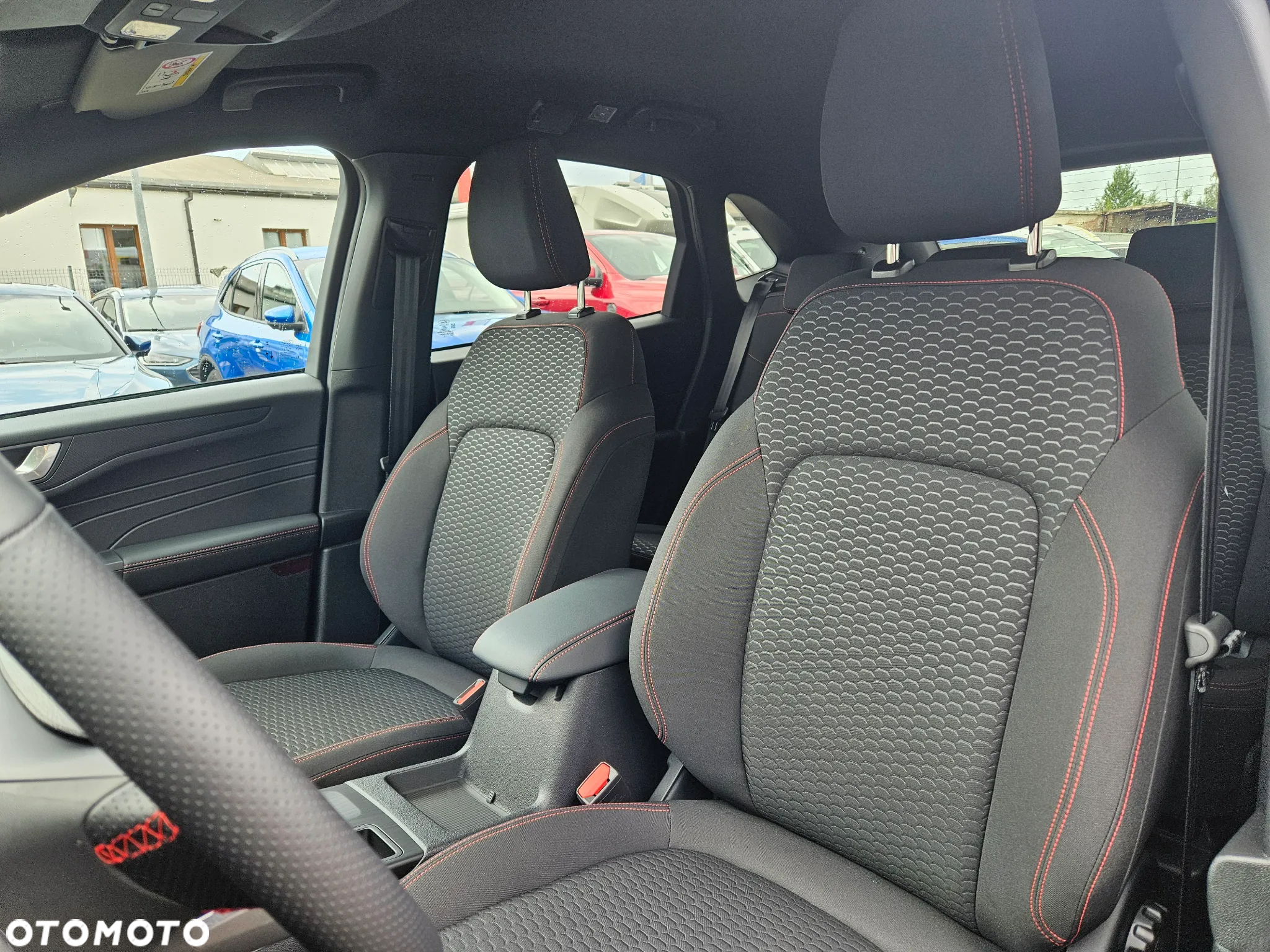 Ford Kuga 2.5 FHEV FWD ST-Line - 17