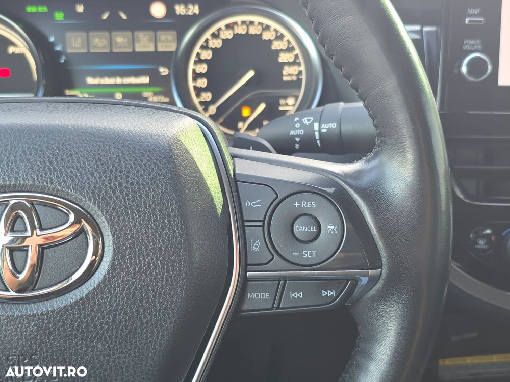 Toyota Camry 2.5 Hybrid Dynamic - 15
