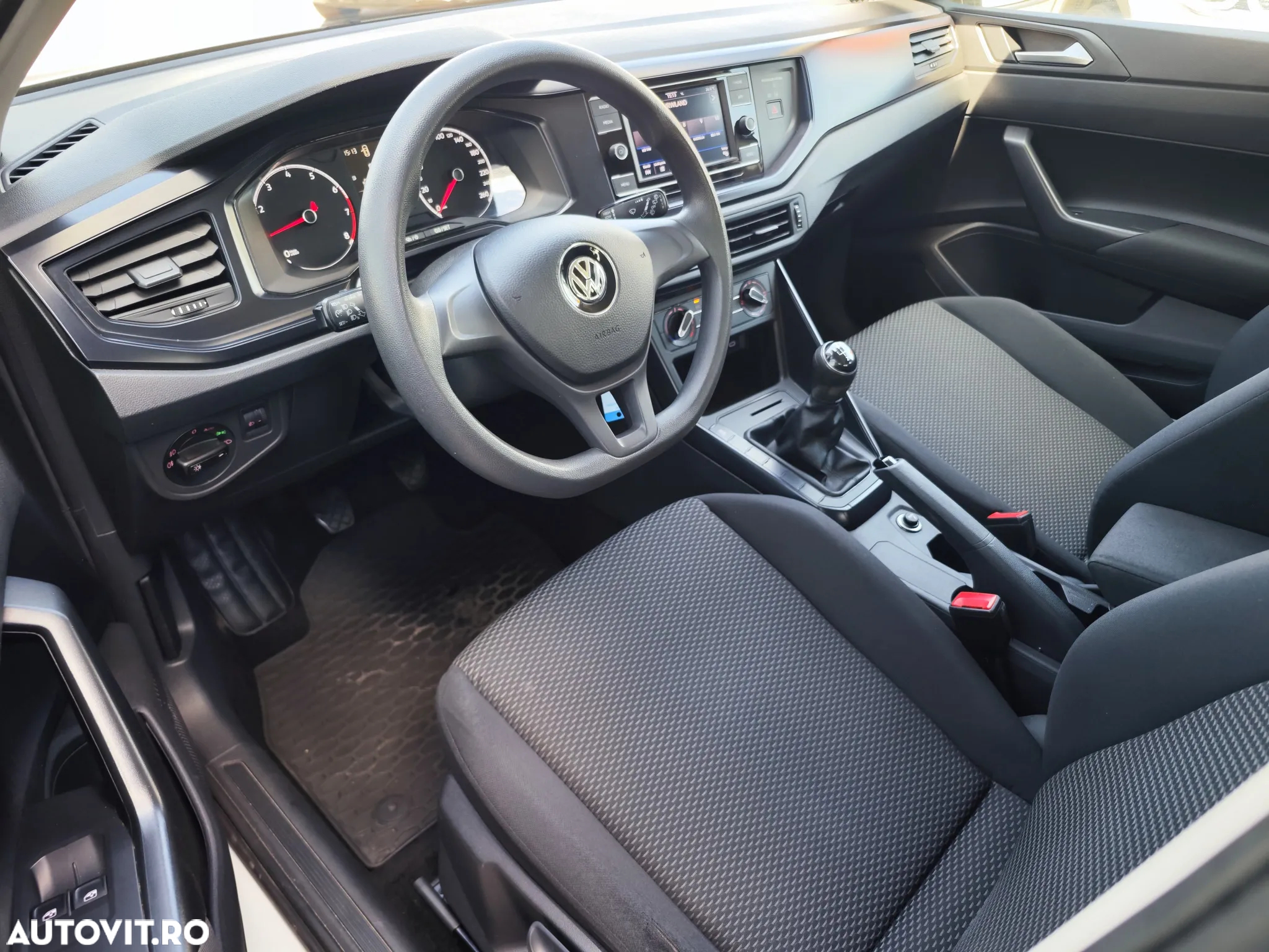 Volkswagen Polo 1.0 Trendline - 10