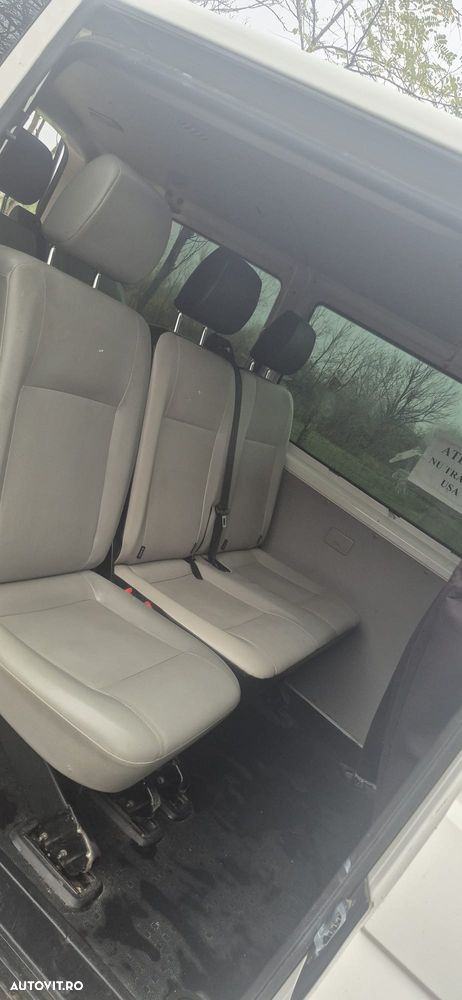 Volkswagen Transporter - 7