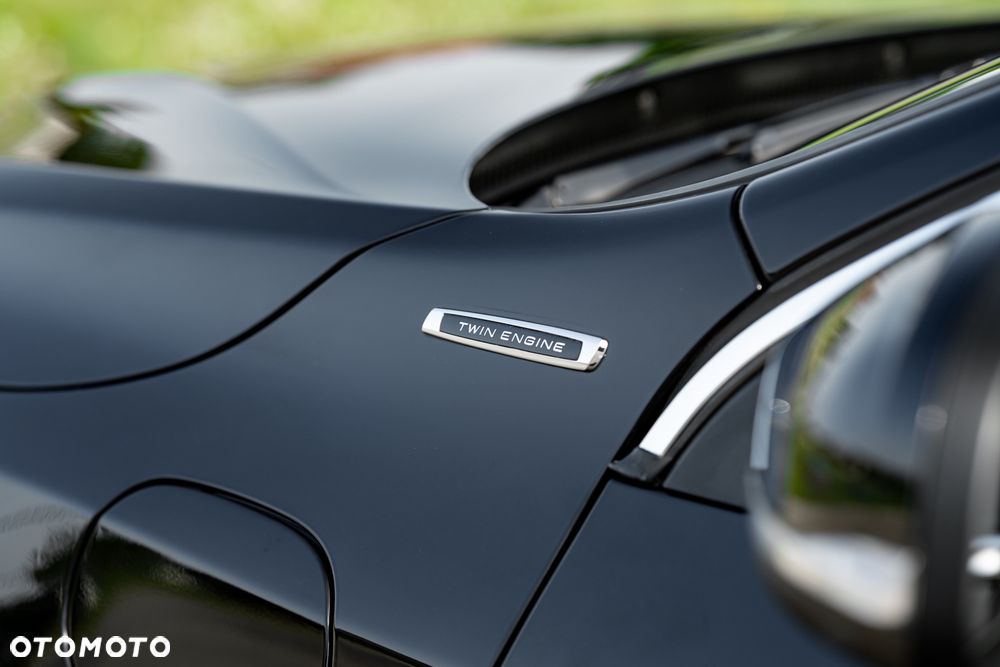 Volvo V60 D6 AWD Plug-in Hybrid Summum - 16