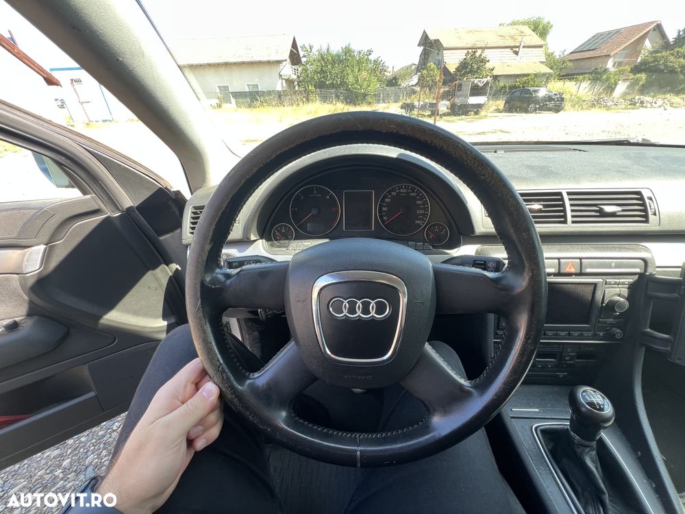 Audi A4 Avant 2.0 TDI - 9