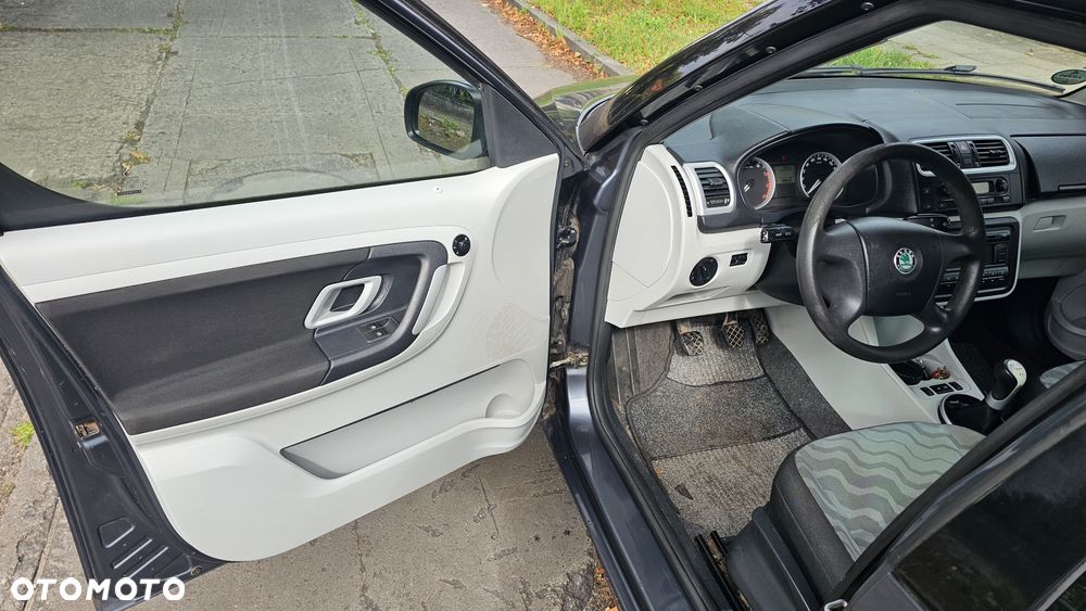 Skoda Roomster - 10
