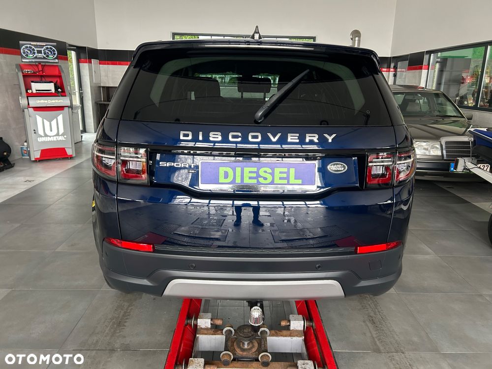 Land Rover Discovery Sport 2.0 D150 R-Dynamic S - 6