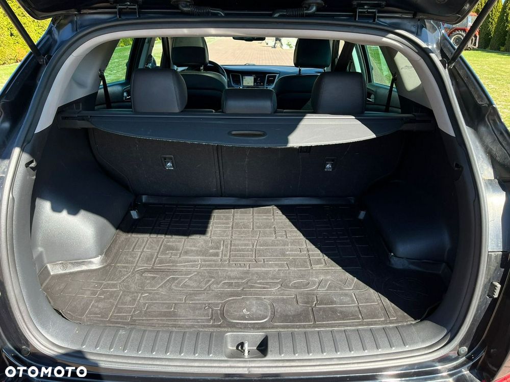 Hyundai Tucson blue 1.7 CRDi 2WD Classic - 34