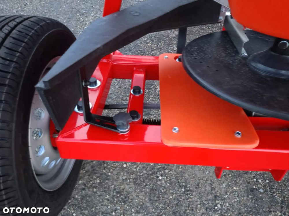 Solarka Piaskarka Posypywarka Dexwal PK Quad 300 L Transport - 13