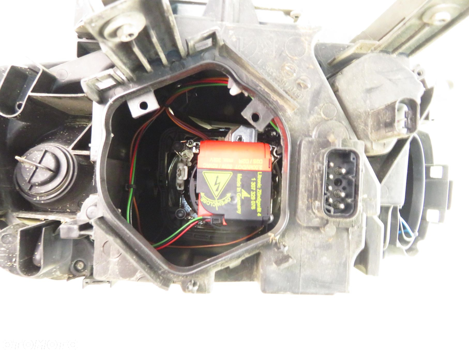LAMPA PRAWA PRZEDNIA BMW X3 (E83) BI-XENON 1307022385 - 4