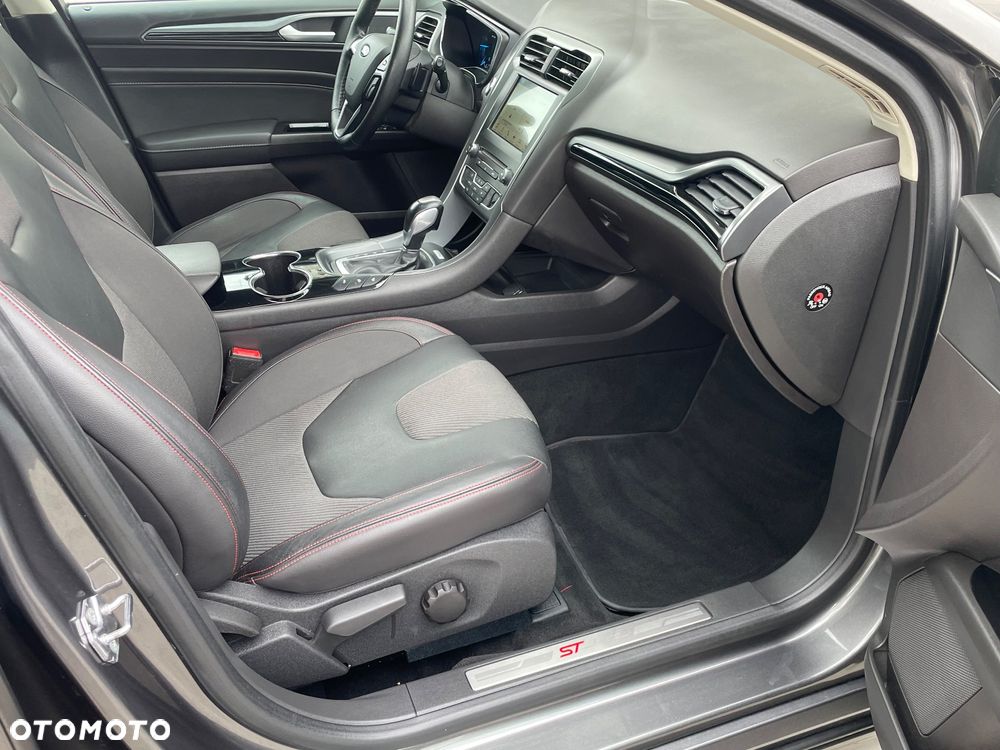 Ford Mondeo - 22