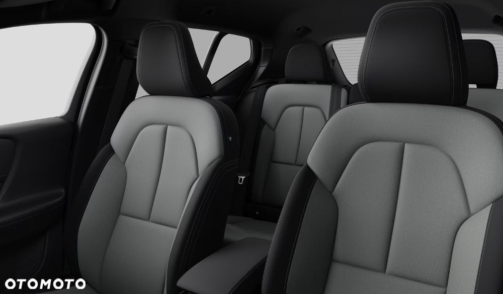 Volvo XC 40 B3 Plus Dark - 5