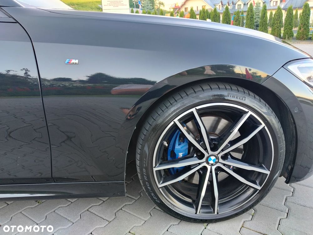 BMW Seria 3 320d M Sport Shadow - 12