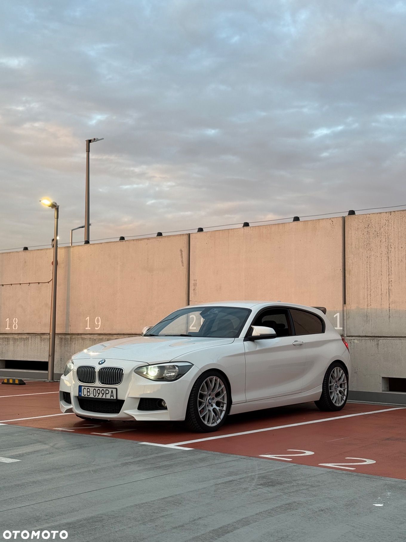BMW Seria 1 - 1