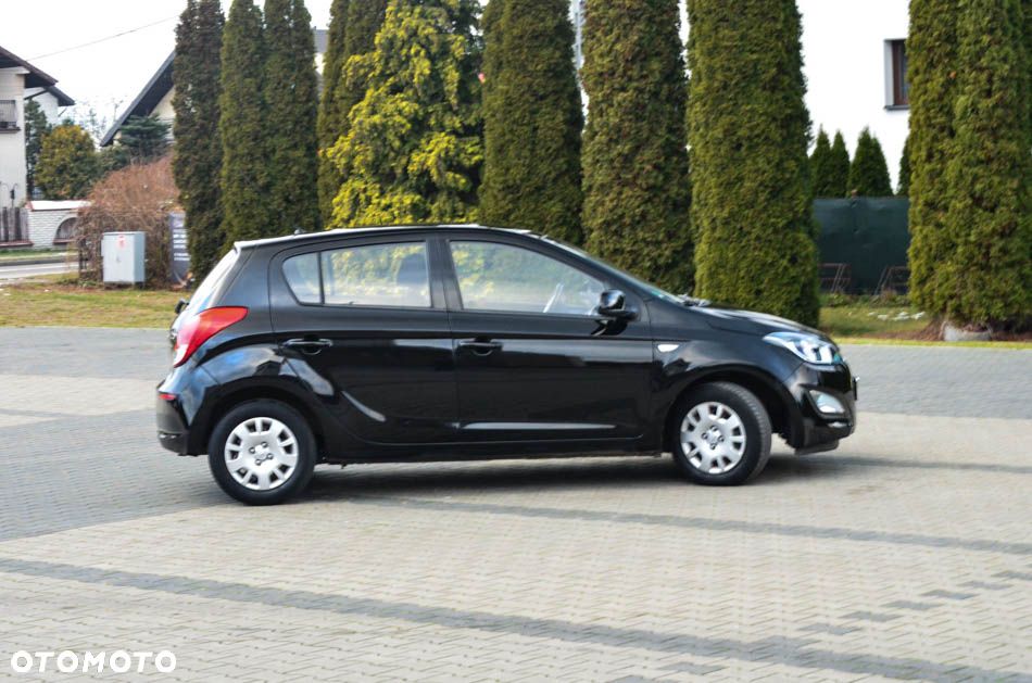 Hyundai i20 1.25 Comfort - 25