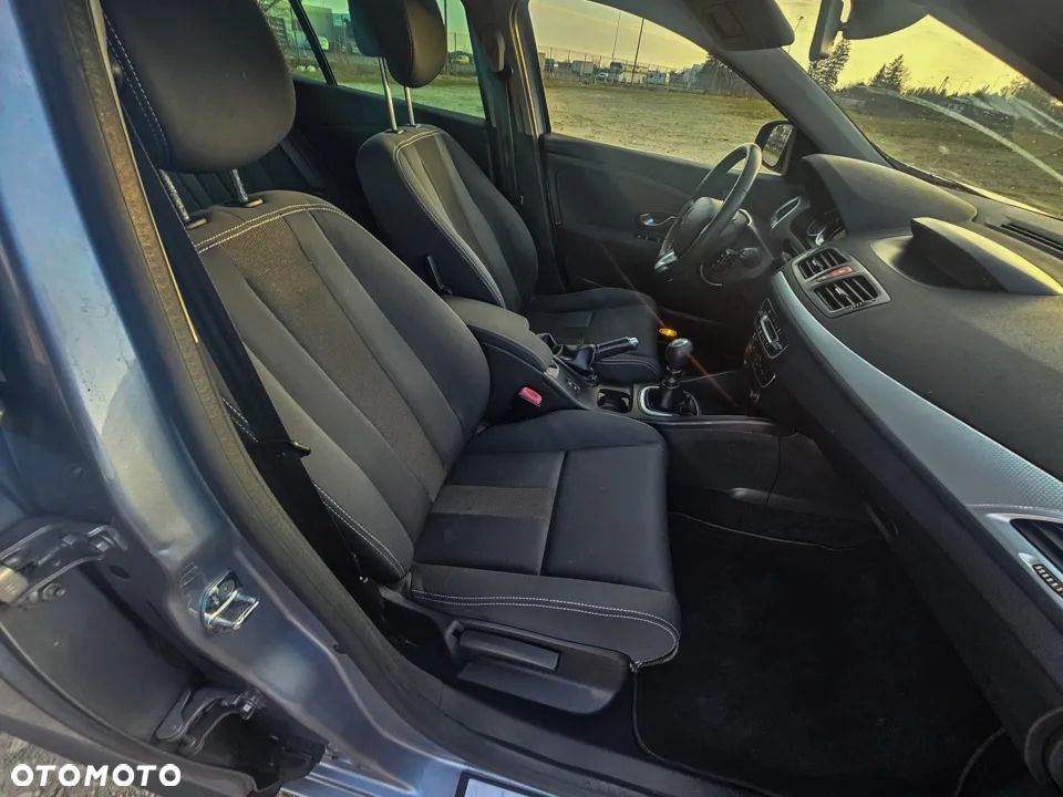 Renault Megane 1.6 16V 100 Expression - 23