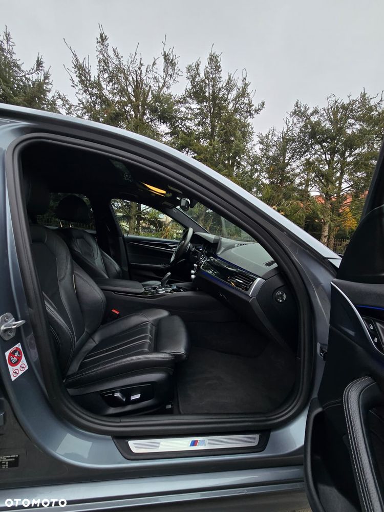 BMW Seria 5 530e iPerformance M Sport sport - 29