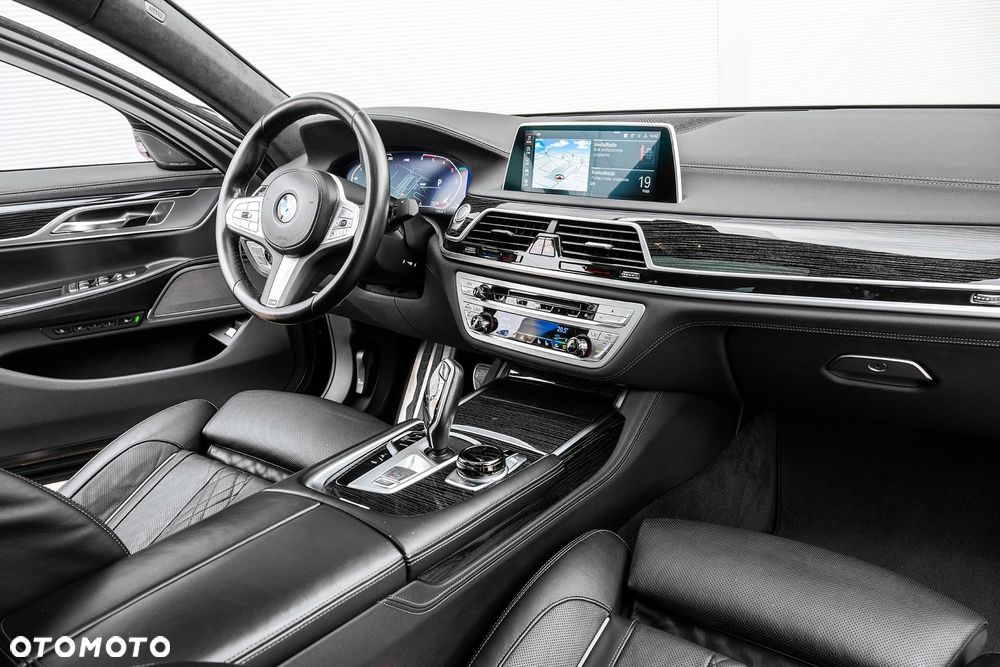 BMW Seria 7 740d xDrive mHEV sport - 12