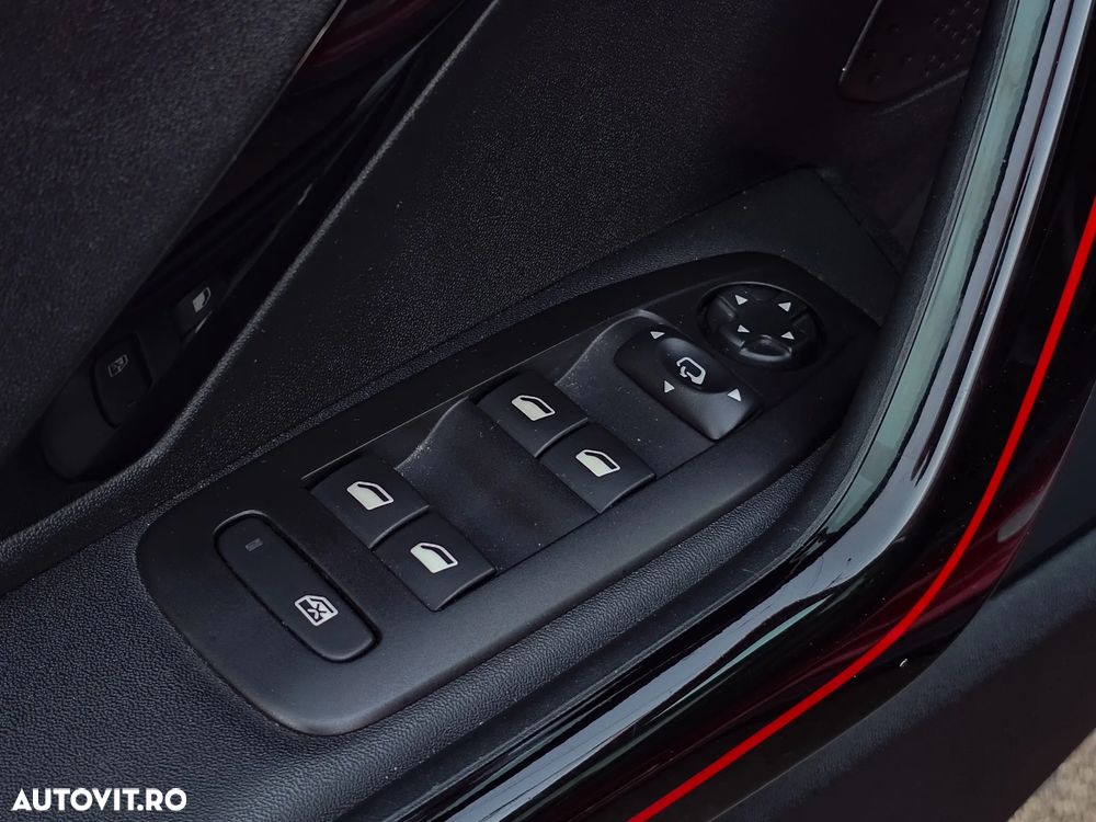 Peugeot 2008 - 31