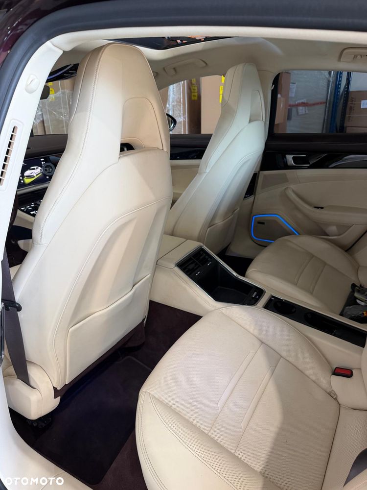 Porsche Panamera 4 Executive - 6