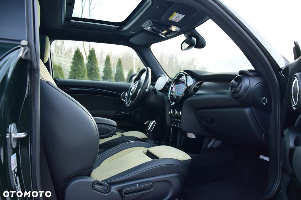 MINI Cooper SE Resolute Edition - 20