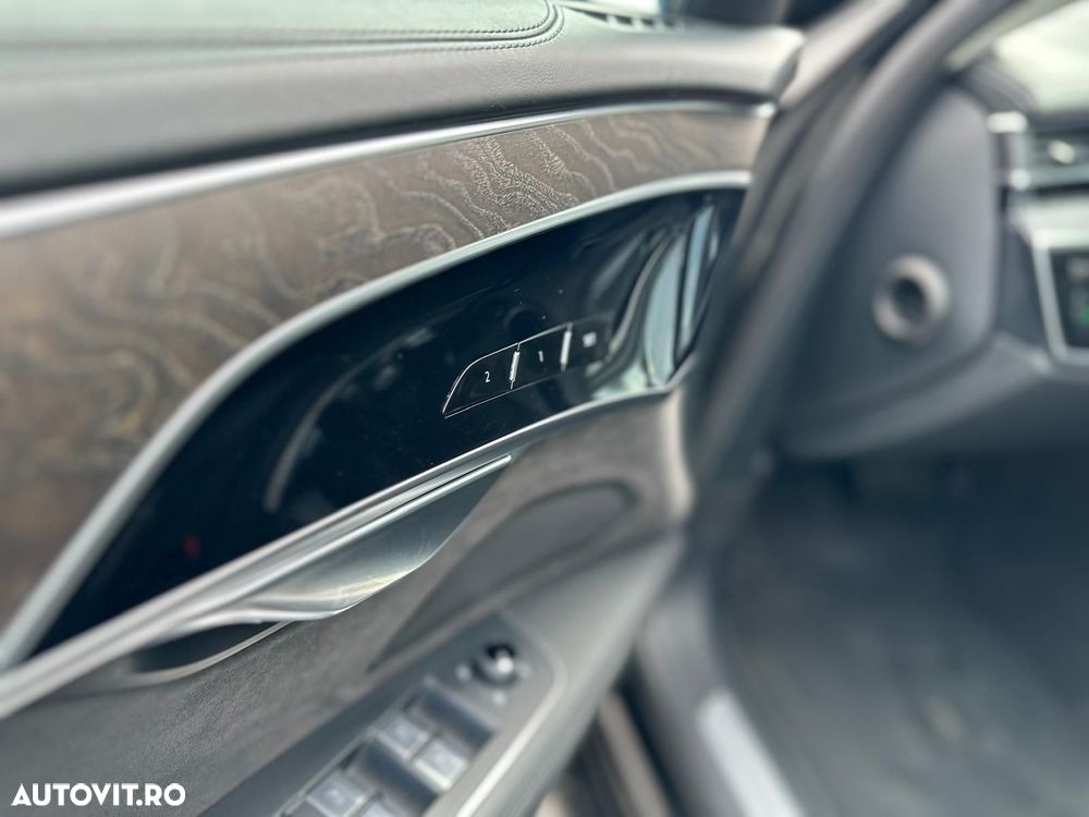 Audi A8 - 17