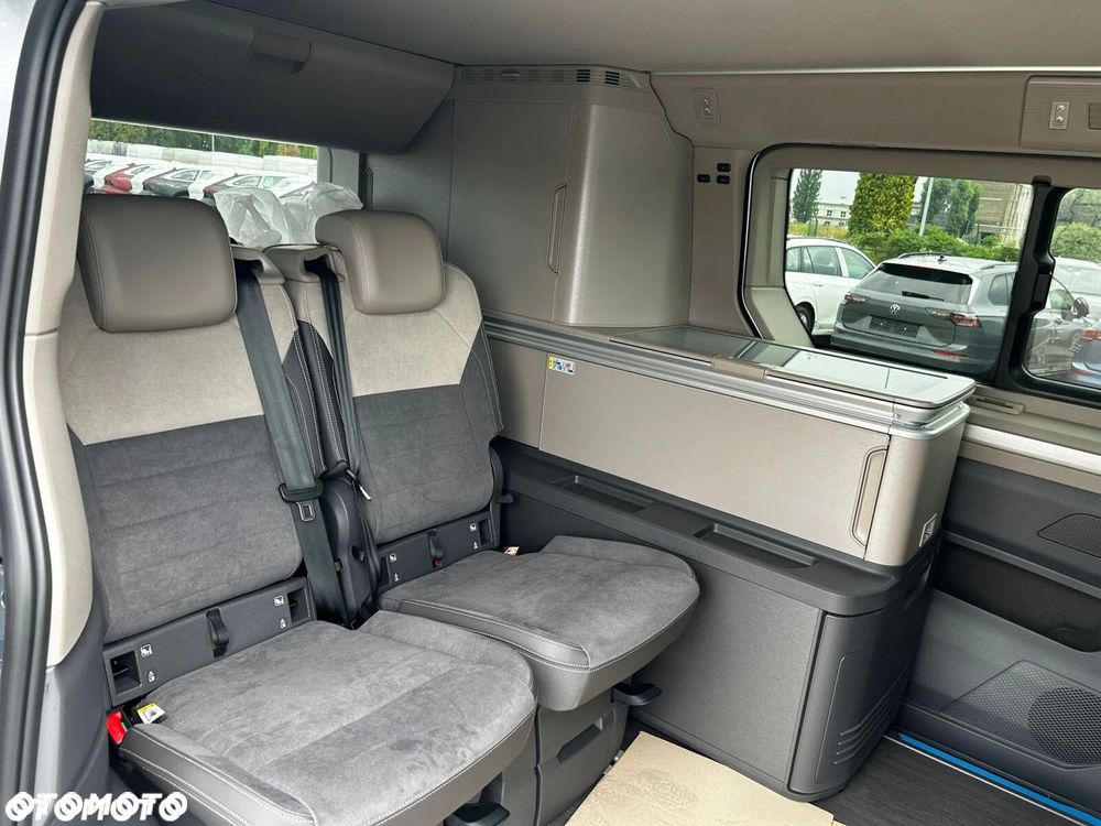 Volkswagen California Nowa California Ocean silnik: 2,0 l TDI SCR 150 KM / skrzynia biegów: 7-biegowa DSG rozstaw osi: 3124 mm - 10