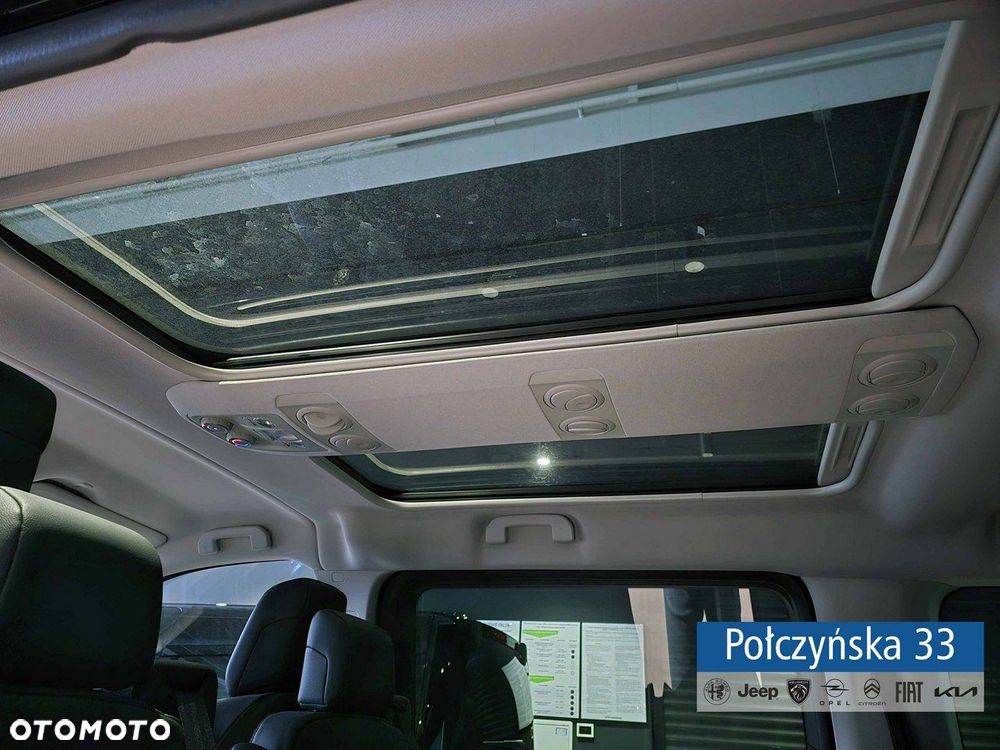 Peugeot Traveller - 16