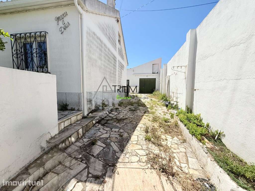VISITAS SUSPENSAS
 Oportunidade! Moradia Térrea T2 com anexo e gar... - Grande imagem: 2/19