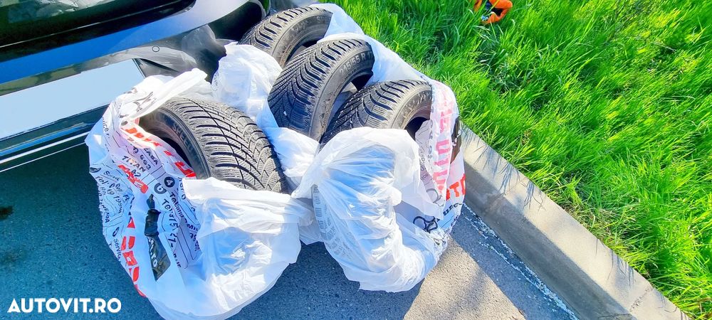 Volkswagen Passat 2.0 TDI DSG Highline - 22