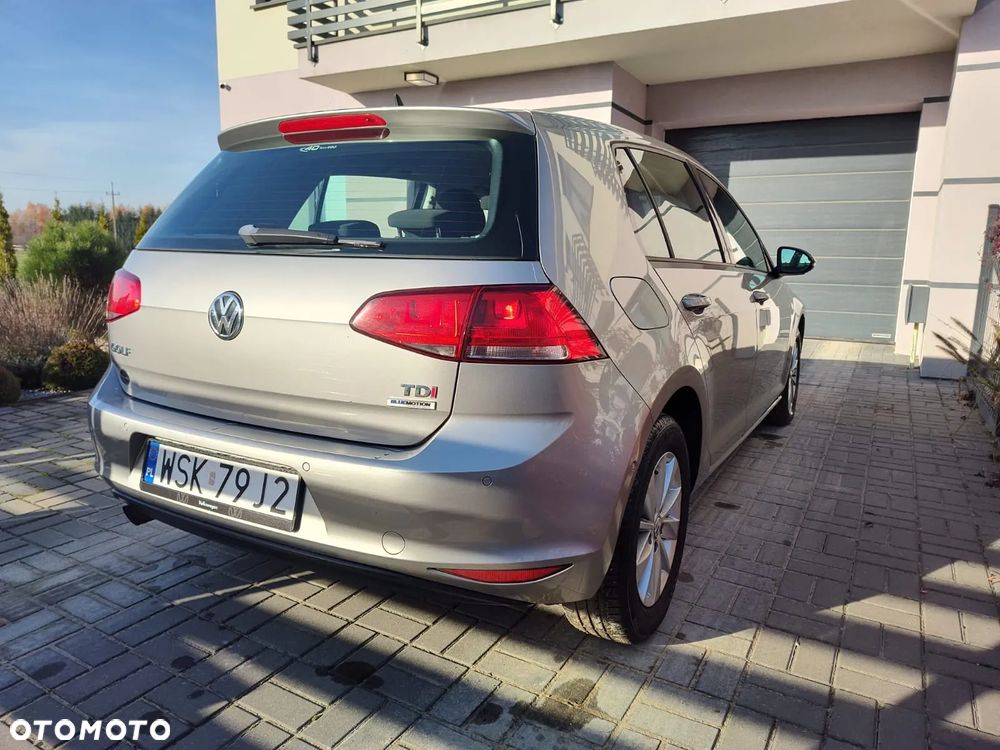 Volkswagen Golf - 18