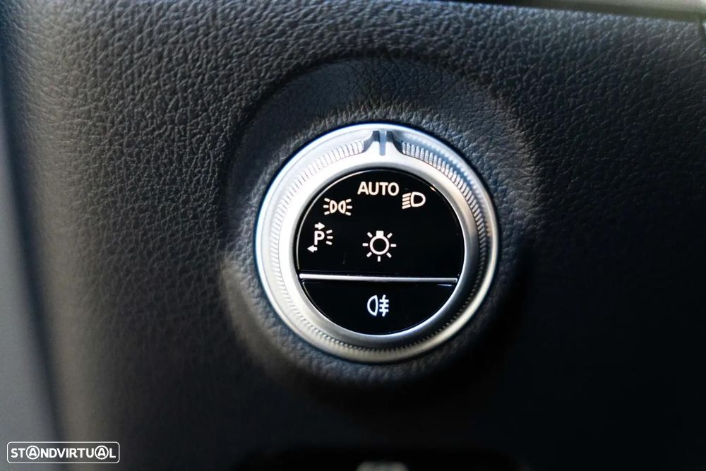Mercedes-Benz C 300 2022 photo 4