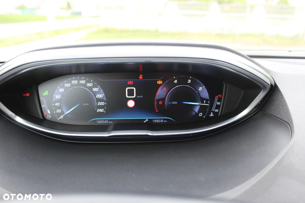 Peugeot 3008 1.5 BlueHDi Active S&S - 19