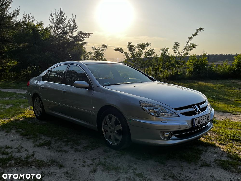 Peugeot 607