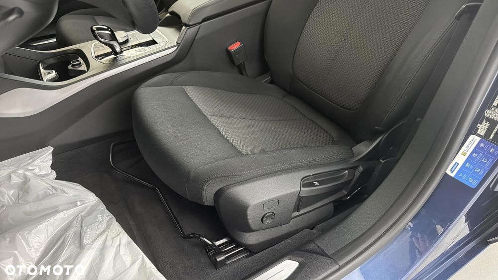 BMW Seria 1 118i Advantage - 13