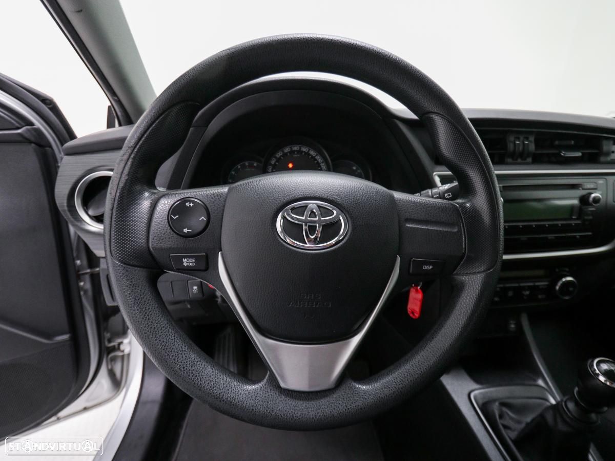 Toyota Auris Touring Sports 1.4 D-4D Active - 14