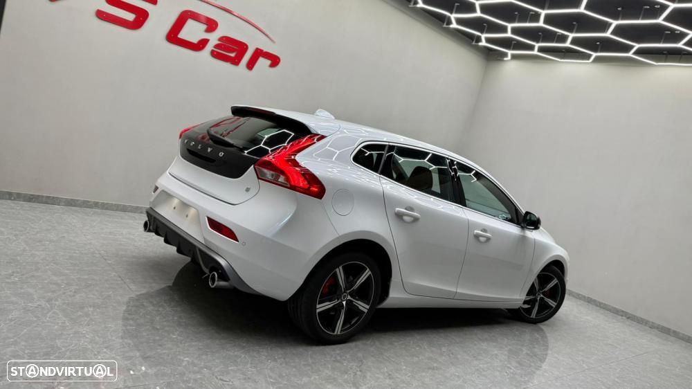 Volvo V40 2.0 D2 R-Design - 45