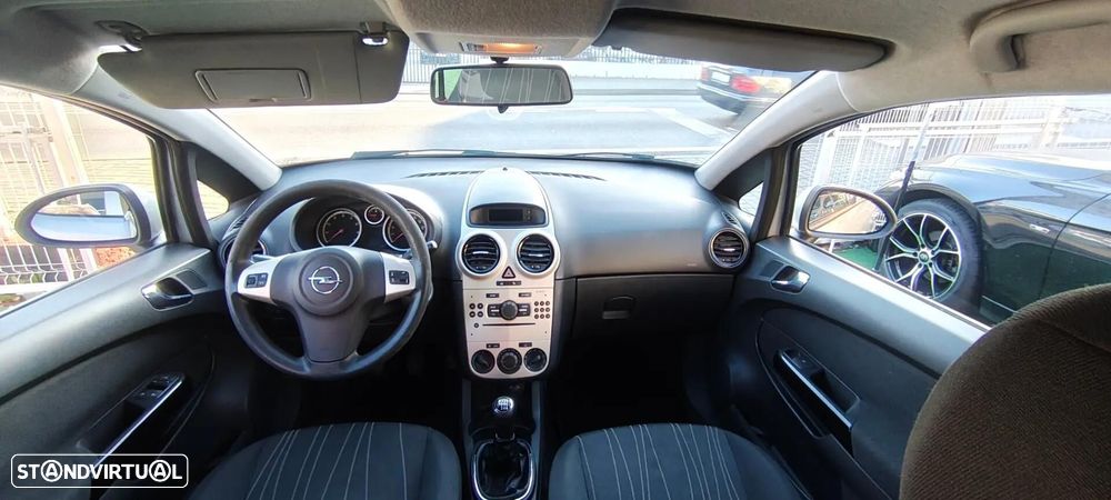 Opel Corsa 1.2 Enjoy - 11