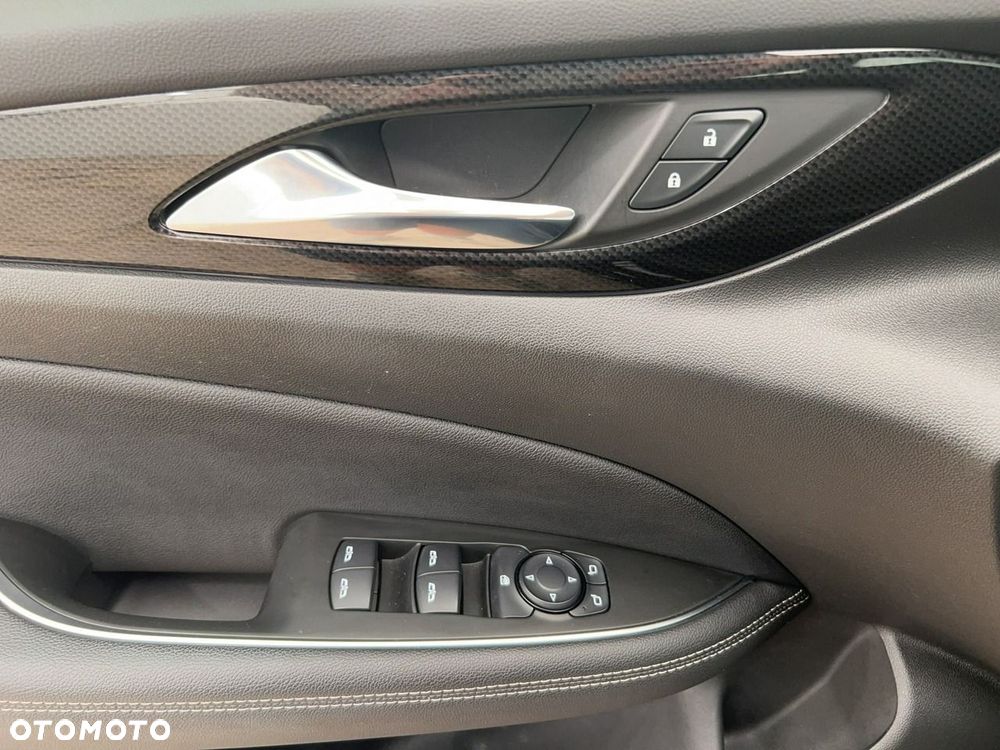 Opel Insignia 2.0 CDTI Elegance S&S - 13